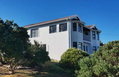 L'Agulhas Casa | Struispaleis