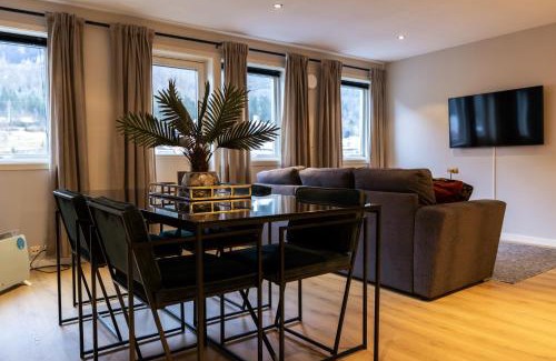 Stryn Apartamento | Stryn Apartments - City Center - Modern Suites