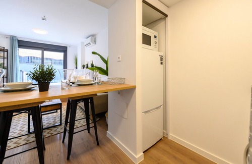 San Sebastian de los Reyes Apartamento | Studio with private terrace and pool - gym - coworking space in Madrid