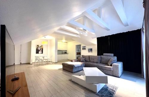 Sienna Apartamento | Stubai Apartment - Self check-in 20h - parking & lift