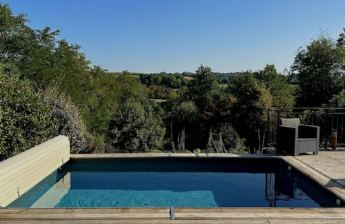 Saint-Georges-d'Esperanche Apartamento | Studio Dans Villa