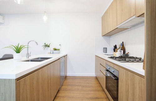Rowville Casa | Stud Park Residence by Ready Set Stay