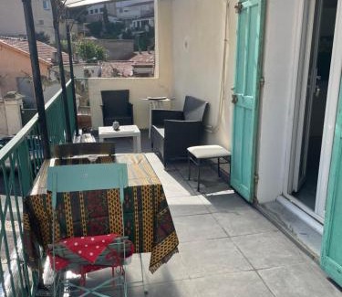 Saint-Lambert Apartamento | Stud terras Ville Corniche 2 pers stat gratuit rue Modif suivt possib et accord exclusif