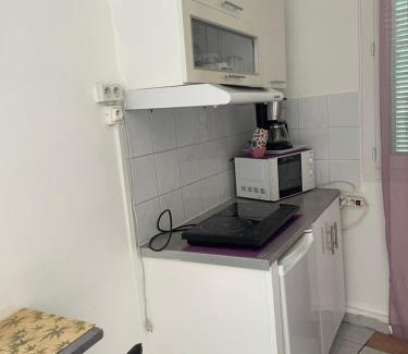 Saint-Lambert Apartamento | Stud terras Ville Corniche 2 pers stat gratuit rue Modif suivt possib et accord exclusif