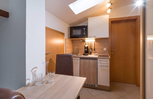 Scheffau am Wilden Kaiser Cama Y Desayuno | Studio apartment with kitchen, bathroom, balcony - Blaiken Appartements