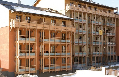 Font-Romeu-Odeillo-Via Apartamento | Studio Abordable à 20m des Télécabines | Piscine + Sauna inclus!