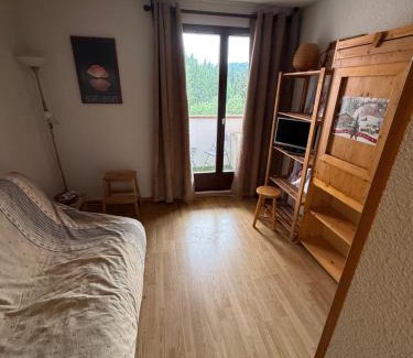 Hirmentaz Apartamento | Studio à la montagne meublé et entièrement équipé