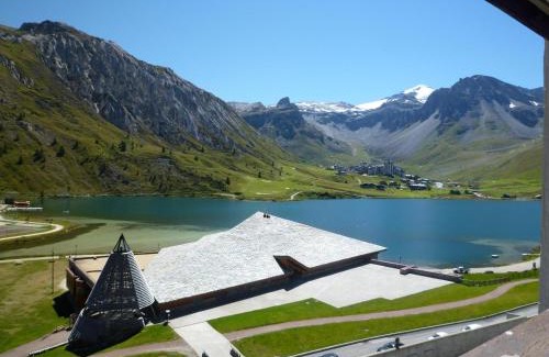 Tignes le Lac Apartamento | Studio à Tignes, 5 pers, pied des pistes, balcon, animaux admis - FR-1-411-387