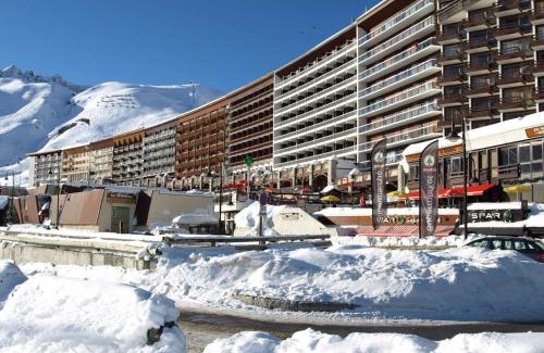 Tignes le Lac Apartamento | Studio à Tignes, 5 pers, pied des pistes, balcon, animaux admis - FR-1-411-387