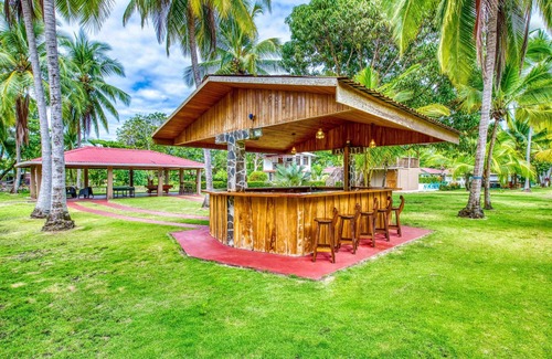 Parrita Hotel | Studio 1 for four to five guests
