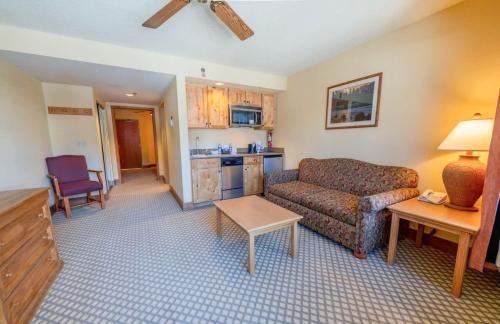 Crested Butte Casa | Studio 153 at Perfect Location w Pool & Hot Tub