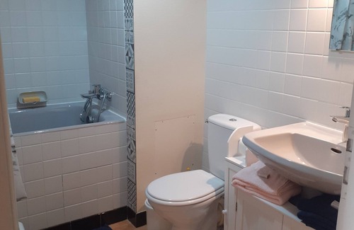 Blois Apartamento | Studio 2/3 Pers - à 2 pas de la Loire - Balcon - Parking Privé - Box Vélos - 2