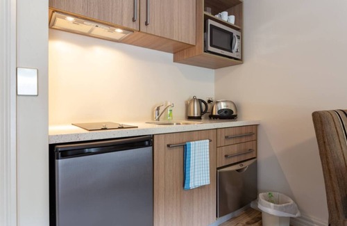Cardrona Casa | Studio 26 - One Bedroom with Pool