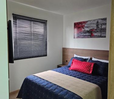 Alexandra Apartamento | Studio 306, decorado com garagem e ar-condicionado