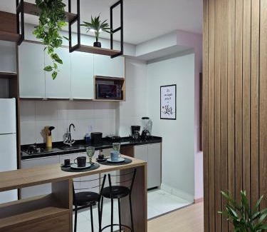 Alexandra Apartamento | Studio 306, decorado com garagem e ar-condicionado