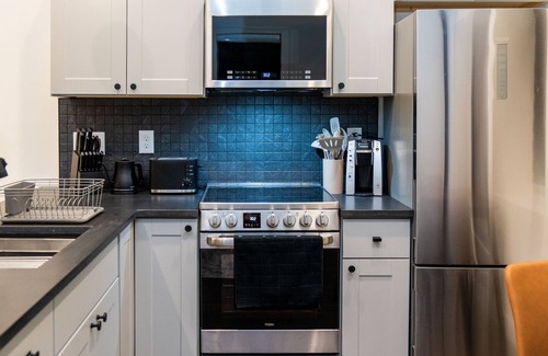 Center City East Apartamento | Studio 45 is a Studio Apartment in the Historic Old City section of Philadelphia