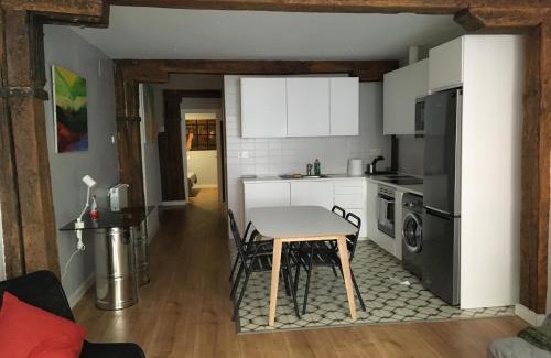 Bilbao Old Town Apartamento | Studio 7calles, Casco Viejo. Bio