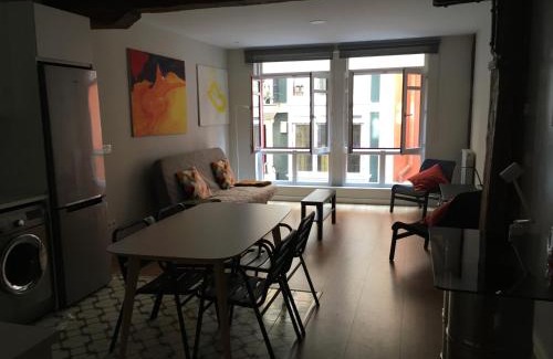 Bilbao Old Town Apartamento | Studio 7calles, Casco Viejo. Bio