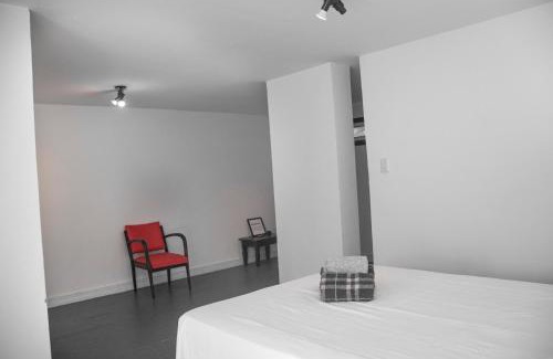 Barra Apartamento | Studio a 160 metros do mar na melhor localização da Barra II