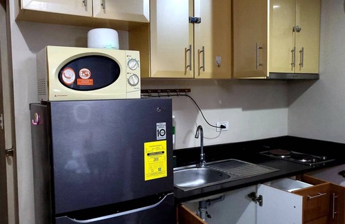 Pasay Apartamento | Studio across T3 Airport + WiFi & Netflix