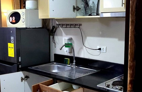 Pasay Apartamento | Studio across T3 Airport + WiFi & Netflix