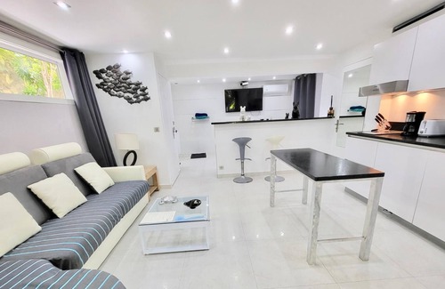 Orient Bay Chalet De Esquí | STUDIO ADAM Residence Adam et Eve