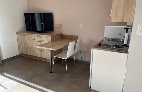Alata Apartamento | Studio "Albitru" avec piscine & vue sur la baie d'Ajaccio !
