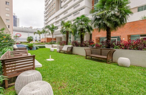 Matriz Apartamento | Studio opposite Shopping Curitiba with Garage, Batel