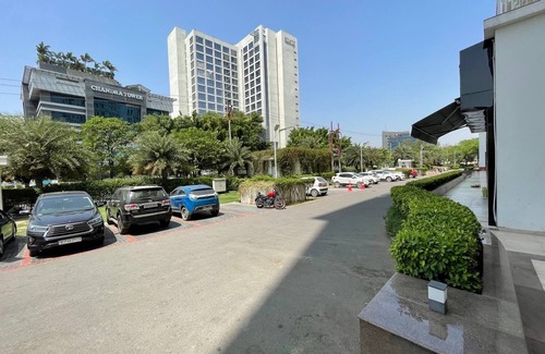 Gomti Nagar Apartamento | Studio Apart at DLF MyPad in Vibhuti Khand Gomtinagar