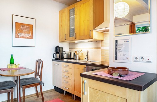 Pries Apartamento | Apartamento estudio 'Apartment Im Schwedenhaus' con terraza privada, jardín privado y Wi-Fi