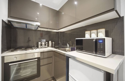 Lime Street Apartamento | Studio Apartment Blue