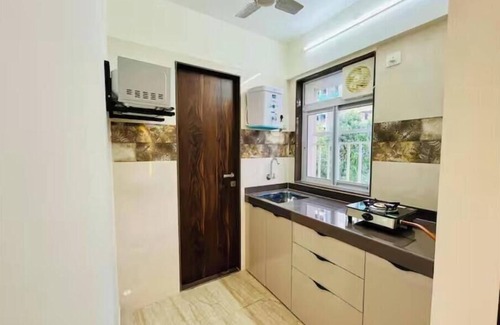 Kandivali East Apartamento | Studio Apartment by THE BNB STAY - Malad West
