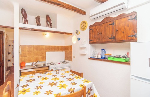 Porto Rafael Apartamento | Apartamento estudio cerca de la playa con jardín