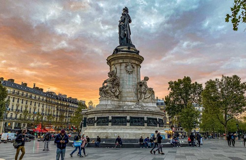 Quartier Saint-Ambroise Apartamento | STUDIO APARTMENT IN THE HEART OF REPUBLIQUE