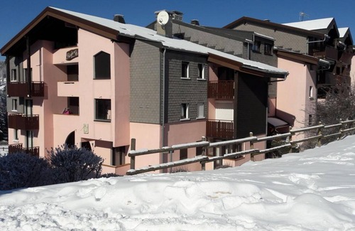 Hirmentaz Apartamento | Apartamento estudio 'Les Montagnes' con vistas a la montaña y balcón