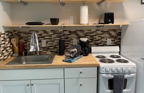 Nob Hill Apartamento | This apartment is a 0 bedroom(s), 1 bathrooms, located in Albuquerque, NM.