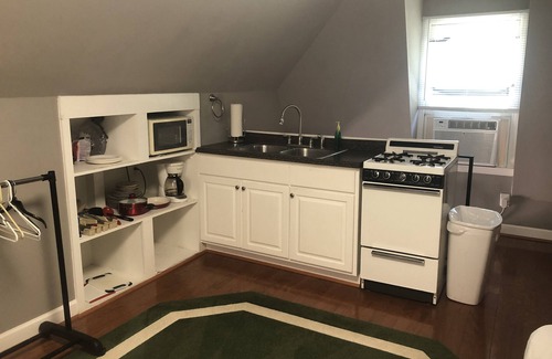 Elon Apartamento | Estudio sobre garaje