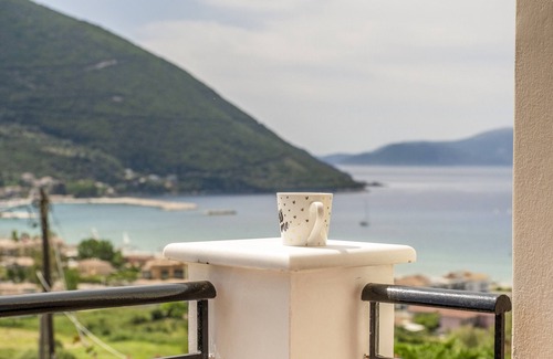 Pondi Apartamento | Estudio 'Panorama 3' con vistas al mar, Wi-Fi y aire acondicionado
