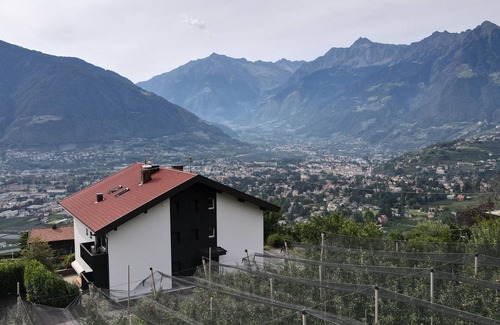 Merano Apartamento | Apartamento estudio 'Spiess' con vistas a la montaña, piscina compartida y Wi-Fi