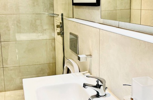 East Legon Apartamento | Studio Apartment , The Signature Apartment Accra, Ghana