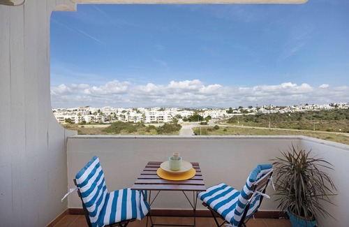 Torralta Apartamento | Apartamento Estudio "The Studio - Pet friendly" con vistas a la montaña, balcón y Wi-Fi