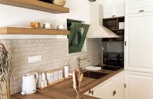 Bilice Apartamento | Studio apartment with private pool