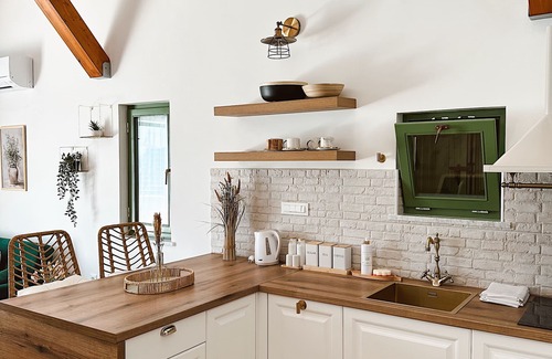 Bilice Apartamento | Studio apartment with private pool