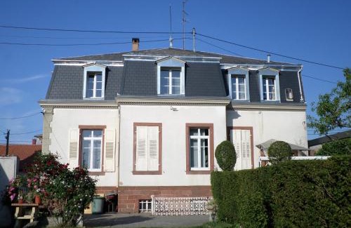 Haguenau Apartamento | Studio-appartement à proximité d'une maison de Maître de 1904