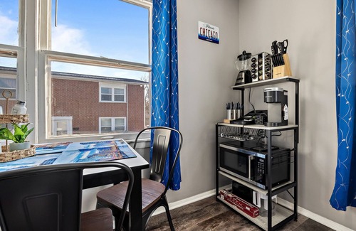 Aurora Apartamento | Studio apt / Aurora /Chicago suburb/ FREE WIFI & Parking
