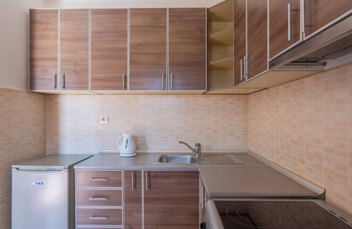 Maini Apartamento | Studio Apt for 3 w/ Balcony – Walking Distance to Beach No. 6