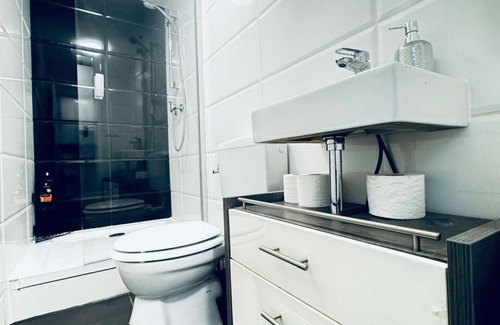 Neulerchenfeld Apartamento | Studio Apt. For 3P; 15-Minutes to Rathausplatz