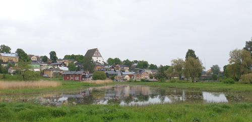 Porvoo Apartamento | Studio Arkadia, modern studio with separate kitchen room, incl parking