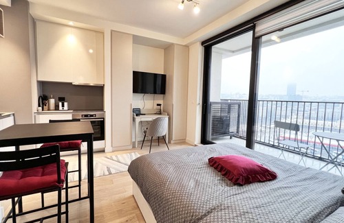Novi Beograd Apartamento | Studio at Belgrade Waterfront Metropolitan #1