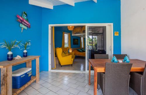 Willemstad Apartamento | Studio at the pool in tropical Resort Seru Coral with privacy and large pool